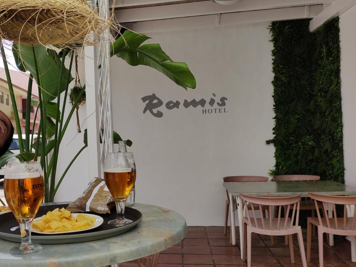 Hotel Ramis Fundado En 1969 Ondara Luaran gambar