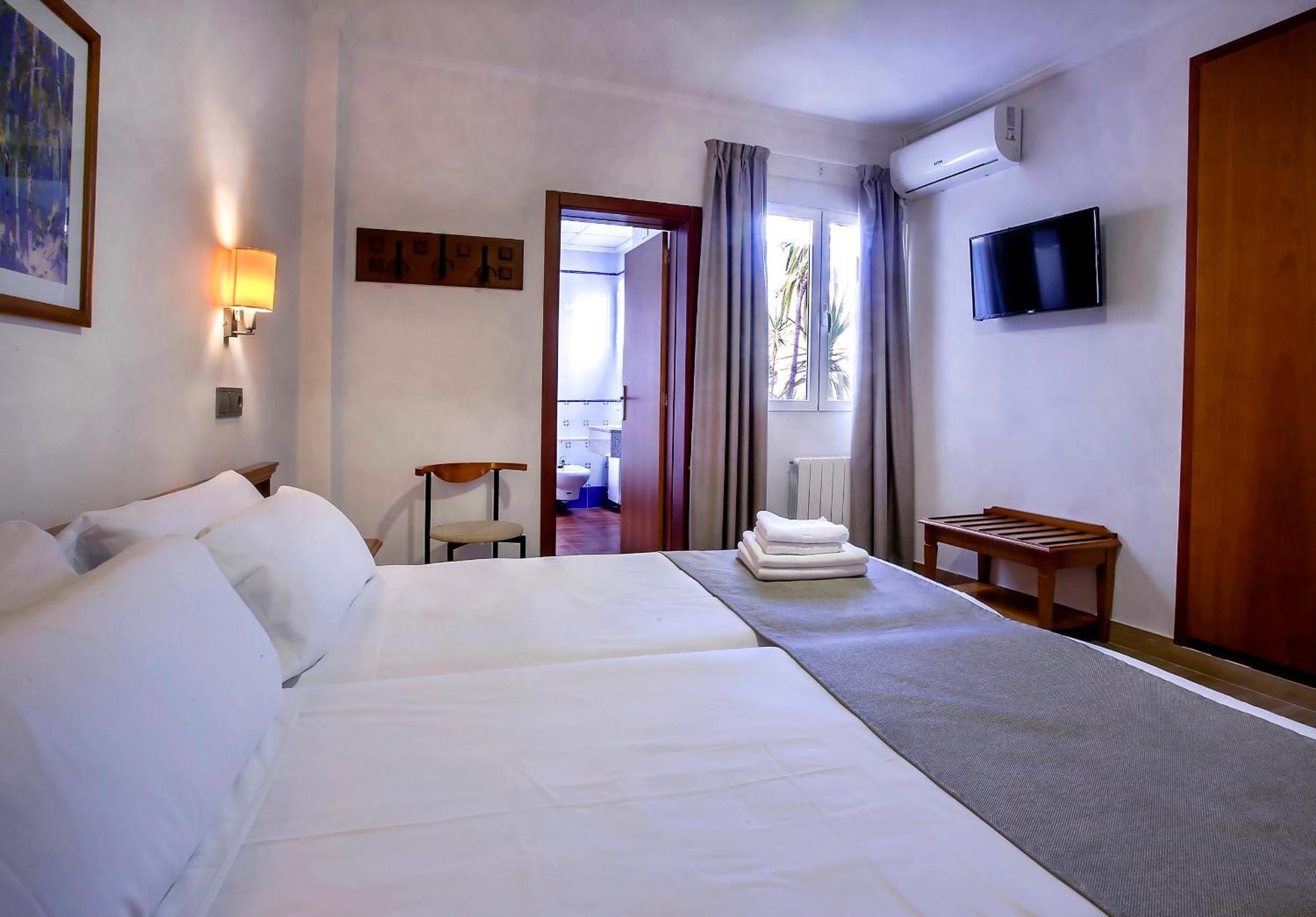 Hotel Ramis Fundado En 1969 Ondara Luaran gambar
